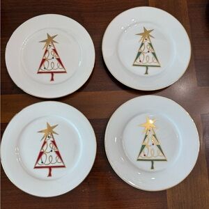 Pier 1 - Christmas Plate Set